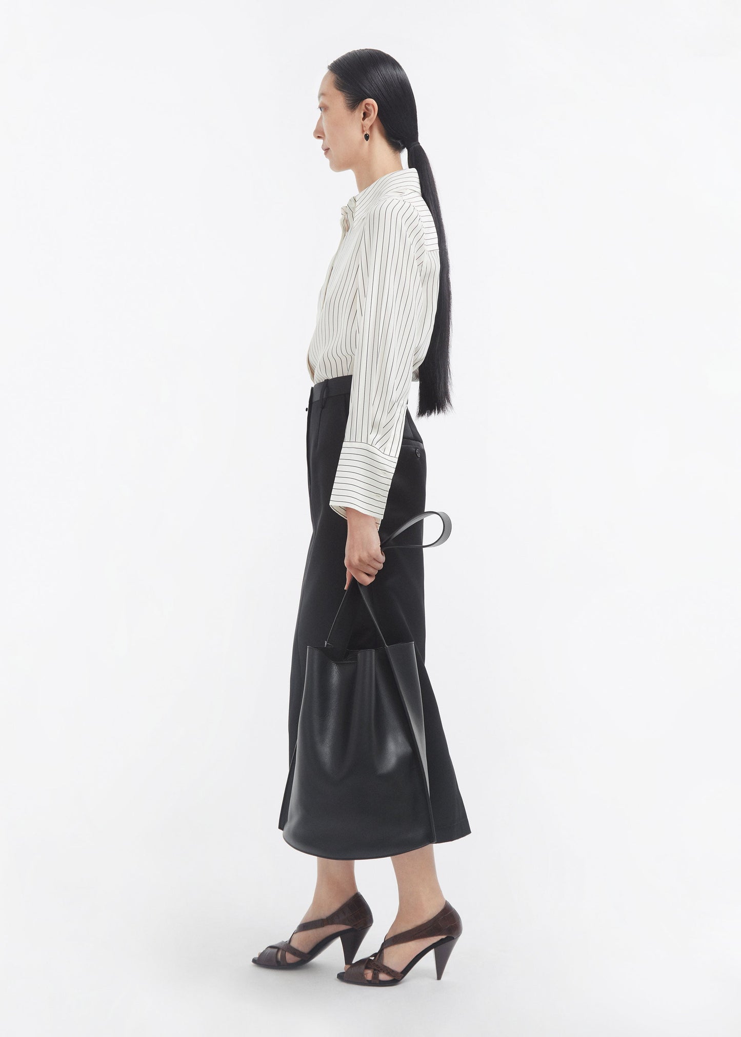 Fitted Classic Shirt in Silk - Stripe - Image 8